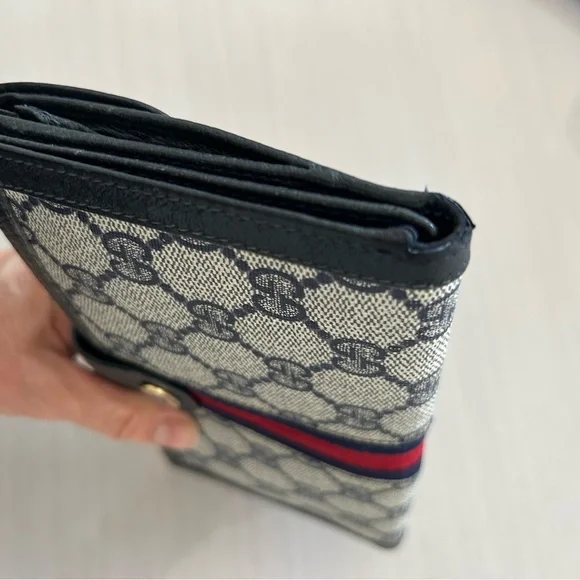 AUTHENTIC GUCCI VINTAGE GG Monogram Supreme Blue Leather & Canvas Long Wallet - Picture 5 of 12